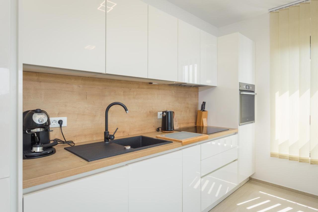 Luton Apartment Banjole Exterior foto