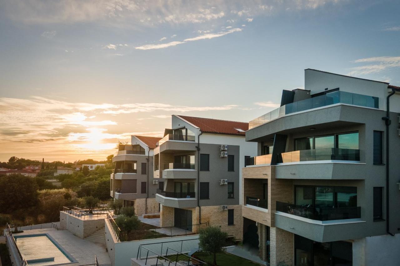 Luton Apartment Banjole Exterior foto